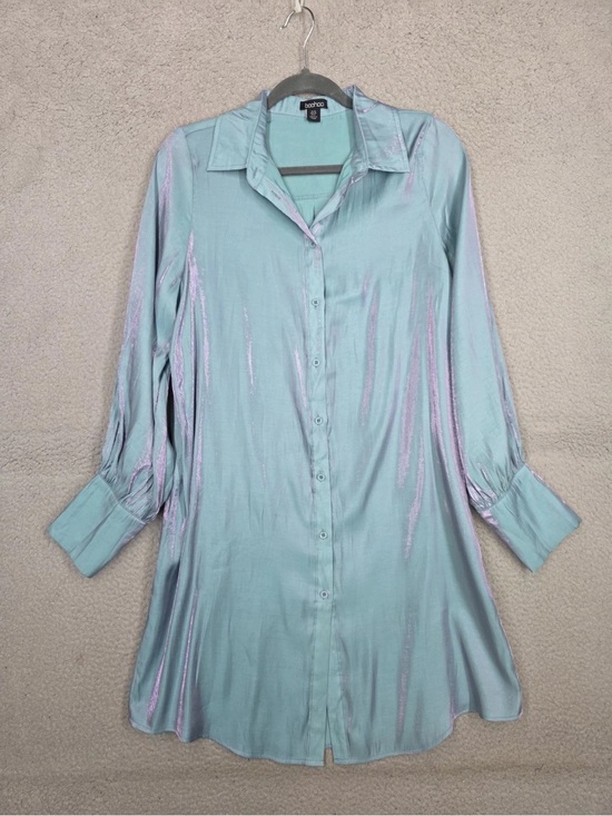 Boohoo Dresses & Skirts - Boohoo Aqua Button-Front Midi Dress with Lavender Sheen
